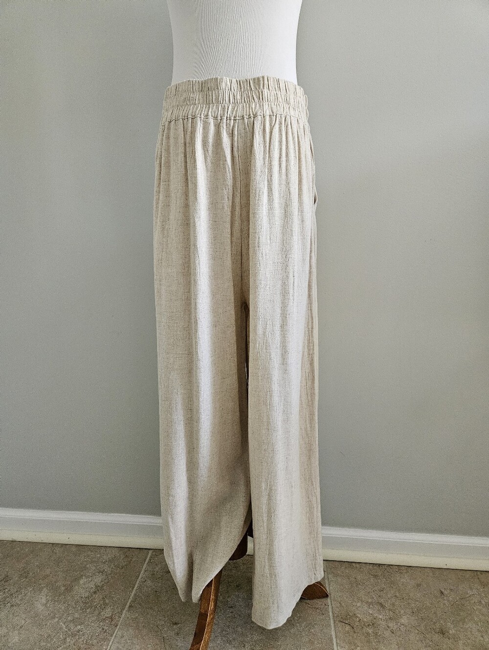 Wide Leg Linen-Blend Pants in Natural Cream - Picture 4 of 6